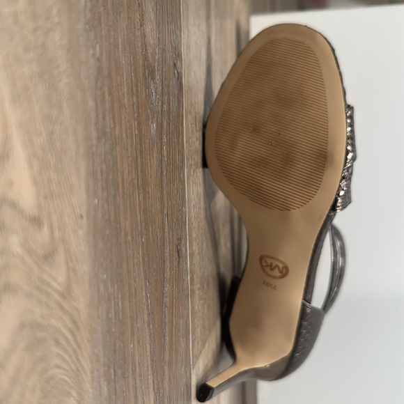 Michael Kors Sandal - Picture 4 of 5